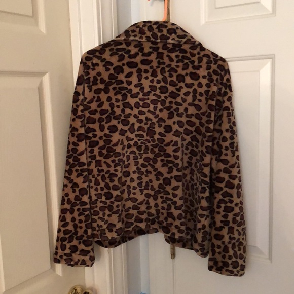 Cute Vonda jacket.. - Picture 4 of 4
